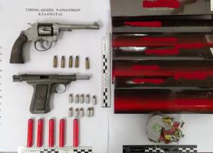 Σύλληψη 64χρονου στην Καλαμάτα για όπλα, ναρκωτικά και λαθραία τσιγγάρα