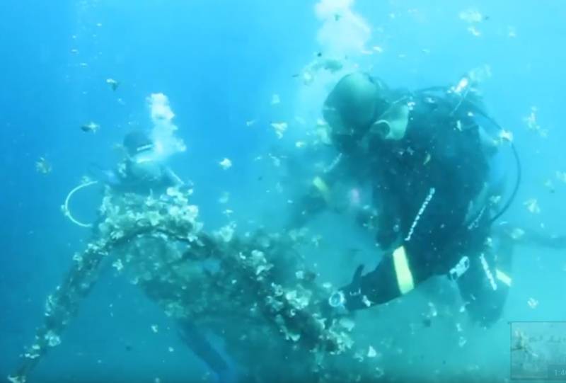 Υποβρύχιος καθαρισμός του λιμανιού της Κυπαρισσίας