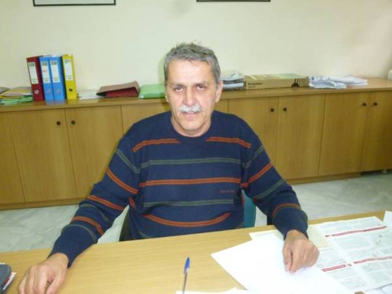 Νυστέρι στην τσέπη του λαού