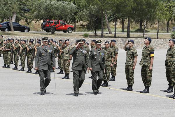 Καλαμάτα: Τελετή παράδοσης – παραλαβής διοίκησης στο 9ο Σύνταγμα Πεζικού (βίντεο-φωτογραφίες)