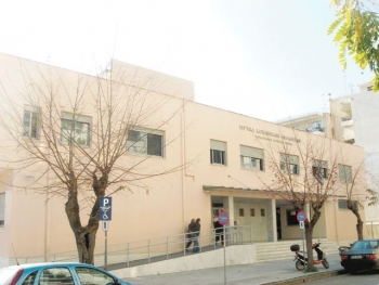 Εικόνες απ&#039; το παρελθόν: Αξημέρωτα ουρές στο ΙΚΑ για τα κουπόνια εξετάσεων