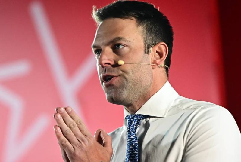 Κασσελάκης: "Η δήλωση του πόθεν έσχες μου έχει υποβληθεί στις 30/6, ως όφειλα"