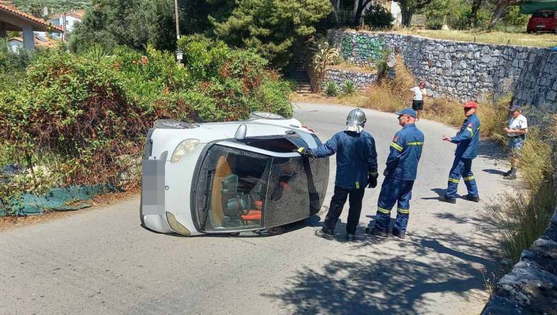 Μεσσηνία: Ανατροπή αυτοκινήτου στο Αρχοντικό Αβίας (βίντεο)