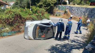 Μεσσηνία: Ανατροπή αυτοκινήτου στο Αρχοντικό Αβίας (βίντεο)