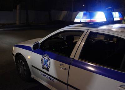 Πετροβόλησαν αυτοκίνητο στο Αριοχώρι