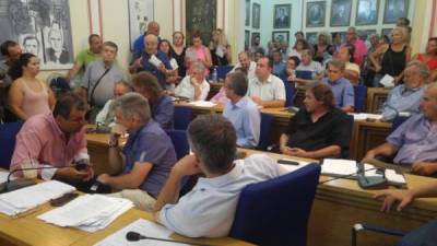 Υποκρισία και λαϊκισμός πάνω από τις λάσπες