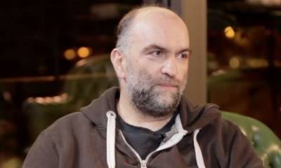 O Mπάμπης Στόκας στο ‎"Yiamas" gastro bar