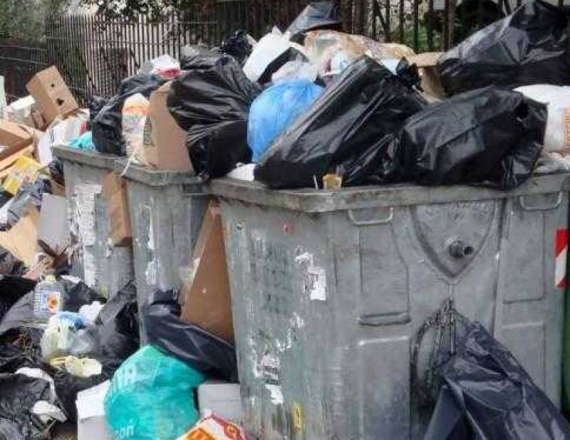 Υπογράφηκε σύμβαση για τα σκουπίδια της Οιχαλίας