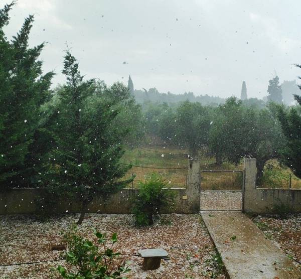 Αναγγελία για ζημιά από το χαλάζι σε περιοχές Καλαμάτας και Μεσσήνης