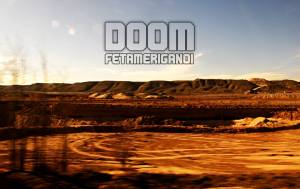 Σκηνές από το "Ρεπορτάζ χωρίς σύνορα" στο βίντεο κλιπ των Fetameriganoi (βίντεο)