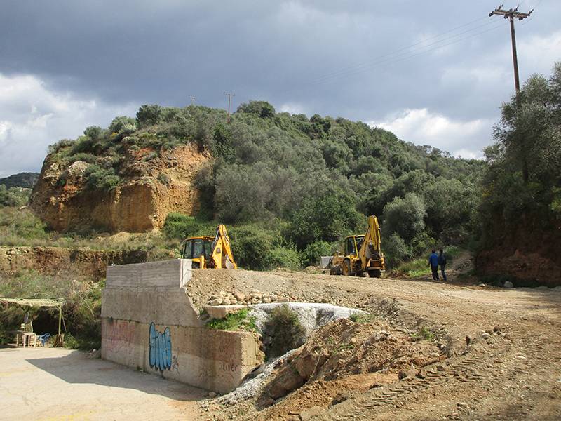 Ετοιμάζουν σταθμό μεταφόρτωσης απορριμμάτων στο Νέδοντα (βίντεο)