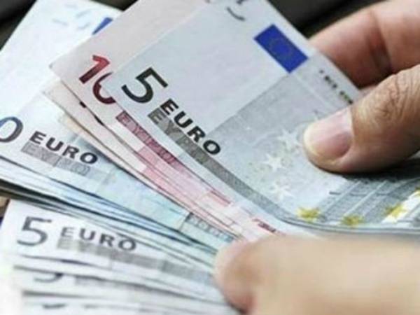 Την Παρασκευή τα προνοιακά επιδόματα