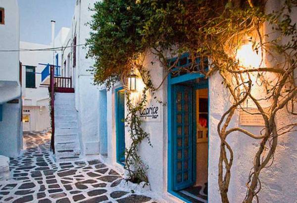 Μύκονος: Έκλεισε το Caprice, ένα από τα ιστορικότερα μαγαζιά του νησιού