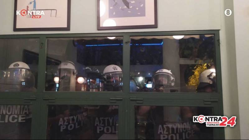 Ηλιόπουλος: "Ο κ. Θεοδωρικάκος οφείλει μία εξήγηση για την απρόκλητη αστυνομική βία στα Εξάρχεια" (βίντεο)