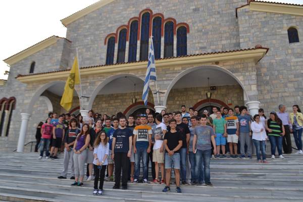 Εκκλησιάστηκαν οι διαγωνιζόμενοι στις πανελλαδικές εξετάσεις