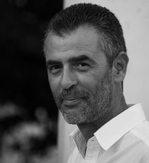 Ο Αρκάς συγγραφέας Νίκος Παναγιωτόπουλος στην &quot;Ε&quot;: &quot;Συγγενικό σπίτι η Μεσσηνία&quot;