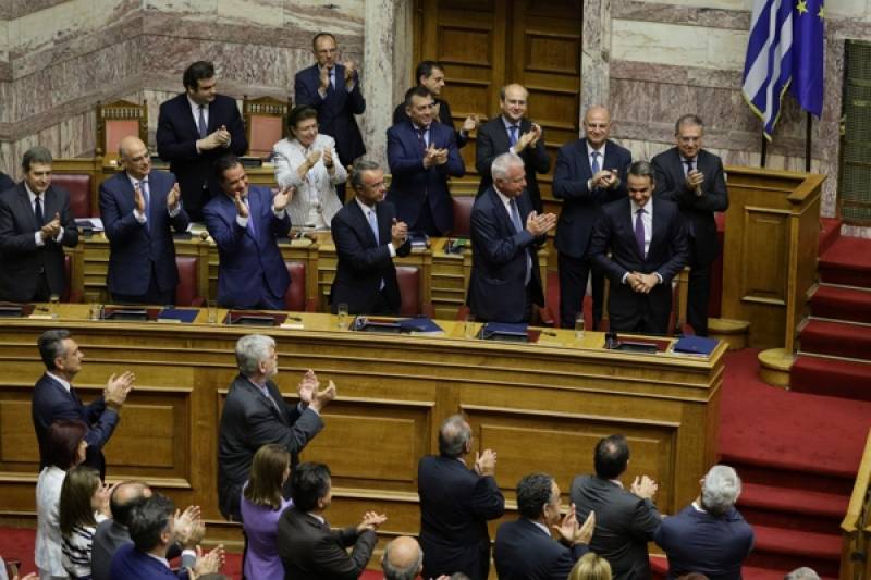 Ακόμα δεν τον είδαμε Γιάννη τον εβγάλαμε