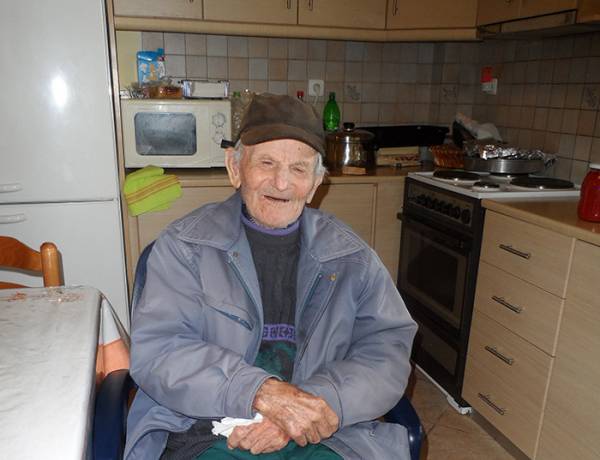 Μετά τα 105 χρόνια… "είναι λίγο κουραστική η ζωή"