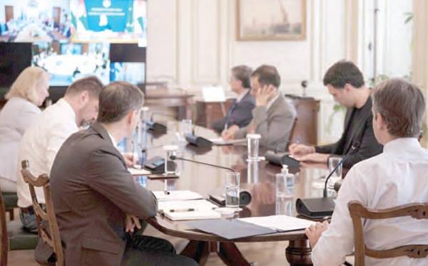 Η πολιτική επικοινωνία στα χρόνια του ίντερνετ