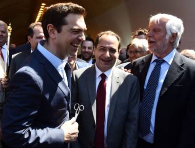 Τσίπρας για τα σκουπίδια: Πέτρο πρέπει να τελειώνουμε