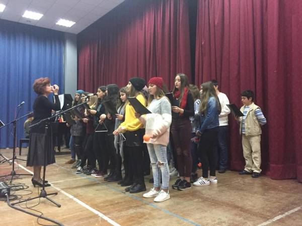 Είπαν τα κάλαντα στην Κυπαρισσία