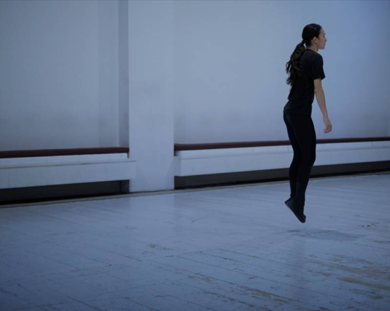 Η Ευτυχία Στεφάνου στην παράσταση “Blue beyond”