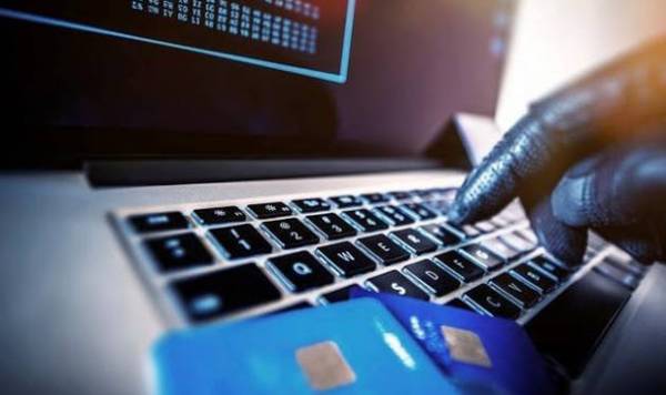 Αύξηση εξαπάτησης πολιτών μέσω διαδικτύου - Τι πρέπει να προσέχουν οι πολίτες