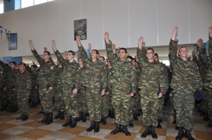 Ορκίστηκαν 1.100 νεοσύλλεκτοι στη Σπάρτη