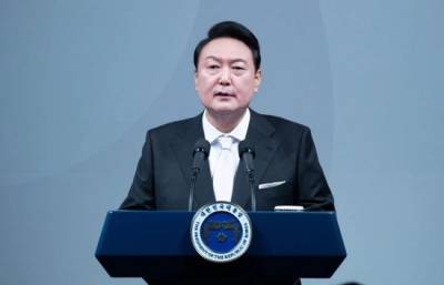 Ο πρόεδρος της Νότιας Κορέας κήρυξε έκτακτο στρατιωτικό νόμο