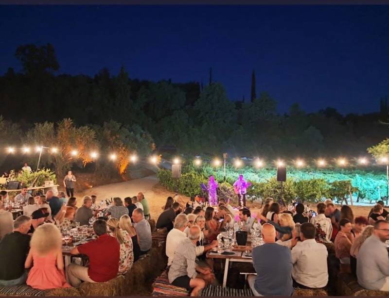 Οινοποιία Ψαρούλη: Μαγευτική βραδιά υπό το φως της πανσελήνου