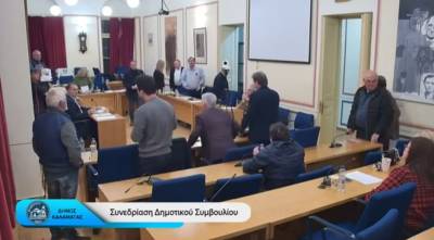 Δημοτικό Συμβούλιο Καλαμάτας: Η ένταση έφερε διακοπή...
