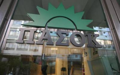 Ο Νικήτας Βαρελάς γραμματέας στο ΠΑΣΟΚ Καλαμάτας