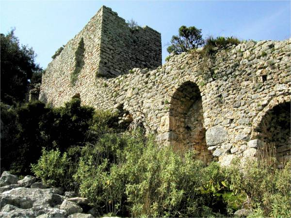 Κάστρα και φρούρια της Μεσσηνίας: Δημάτρα ή Γρεμπενή (α&#039; μέρος)