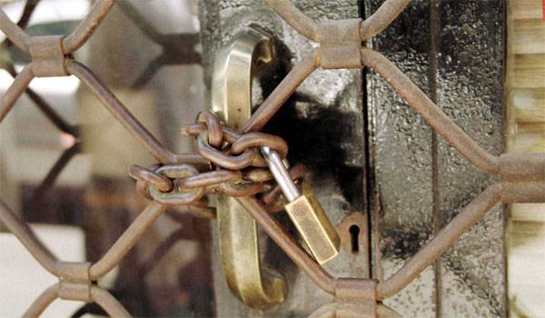 "Λουκέτο" σήμερα μετά τις 12 στους δήμους για την ιδιωτικοποίηση της διαχείρισης απορριμμάτων