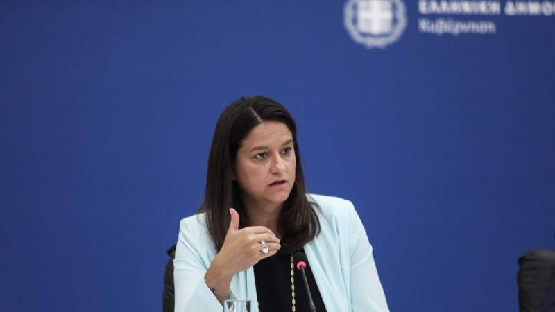 Καρφιά «γαλάζιου» βουλευτή εναντίον Κεραμέως και του υπουργείου Παιδείας