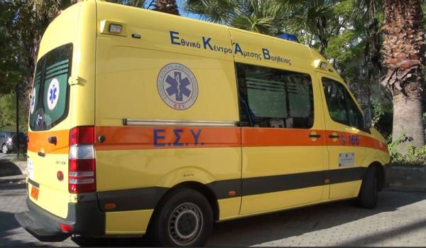 Σύσκεψη στο Νοσοκομείο για τα ασθενοφόρα του ΕΚΑΒ