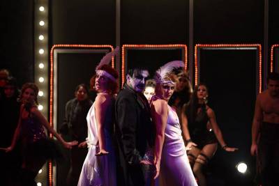 "Συν Ενα - Μιχάλης Τούμπουρος": Συνεχίζονται οι παραστάσεις του «Cabaret»