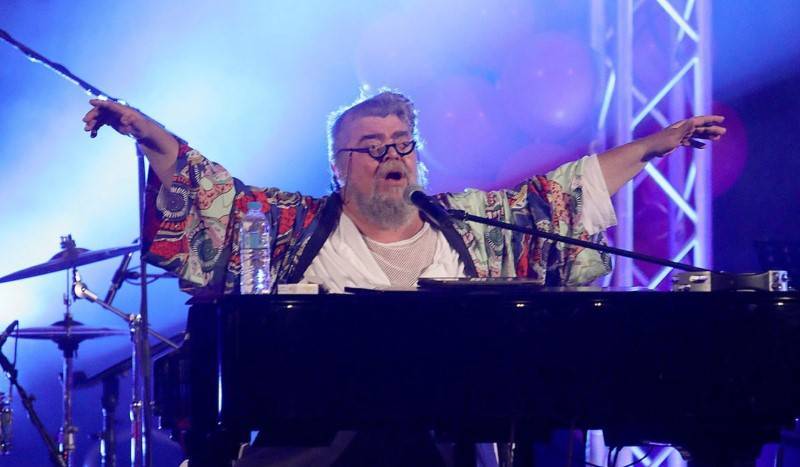 Κερδίστε προσκλήσεις για την παράσταση «Τ’ αηδόνια του θέρους» (ΝΙΚΗΤΡΙΑ)