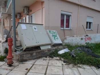 Τροχαίo "τύφλωσε" σηματοδότες στην Καλαμάτα
