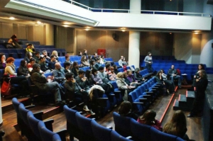 Καλεσμένος της "Αυτοσχέδιας σκηνής": Ο Βασίλης Κατσικονούρης βρέθηκε στην Καλαμάτα