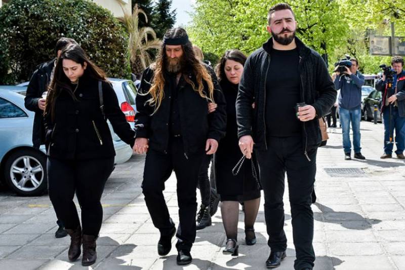 “Οχι πια δάκρυα”