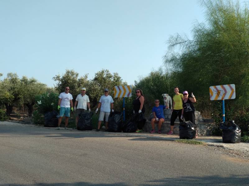 Εθελοντές καθάρισαν τους δρόμους για το &quot;Filiatra Run 2018&quot;