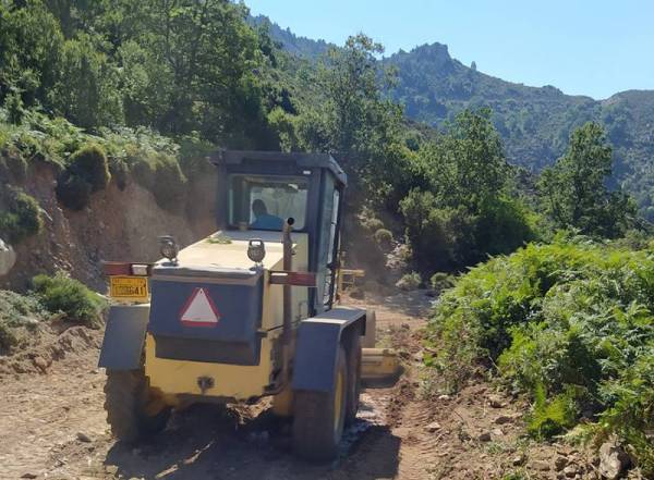 Η Μπούζα για δρόμο Μηλέα - Παναγία Γιάτρισσα