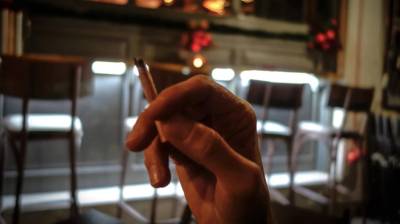 ΕΑΔ: Νέα πρόστιμα για μη τήρηση του αντικαπνιστικού νόμου