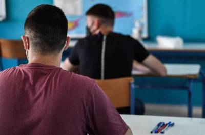 Πανελλαδικές εξετάσεις: Στα Μαθηματικά εξετάζονται οι υποψήφιοι των ΕΠΑΛ