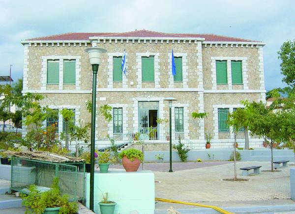 Εκδήλωση στο Πανεπιστήμιο για τη "Δύσκολη δημοκρατία 1946-1967"