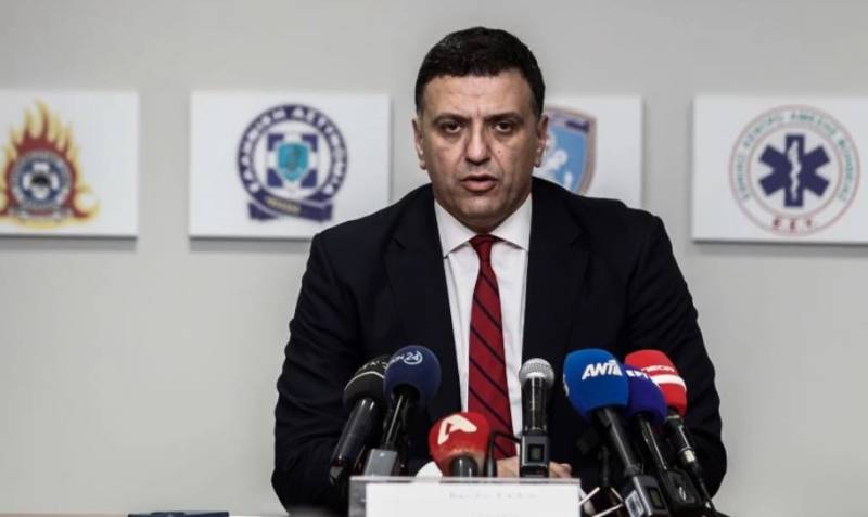 Κικίλιας για καύσωνα: Το επόμενο τριήμερο θα είναι πολύ δύσκολο