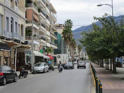 Καλαμάτα: Σε Παραλία και Ιστορικό Κέντρο πεζοδρομήσεις για τραπεζοκαθίσματα