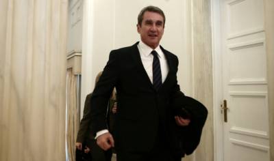 Ανδρέας Λοβέρδος: Διεκδικεί την ηγεσία του Κινήματος Αλλαγής