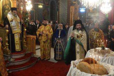 Ο Εσπερινός του Αγίου Ιωάννου του Προδρόμου στην Καλαμάτα (φωτογραφίες)